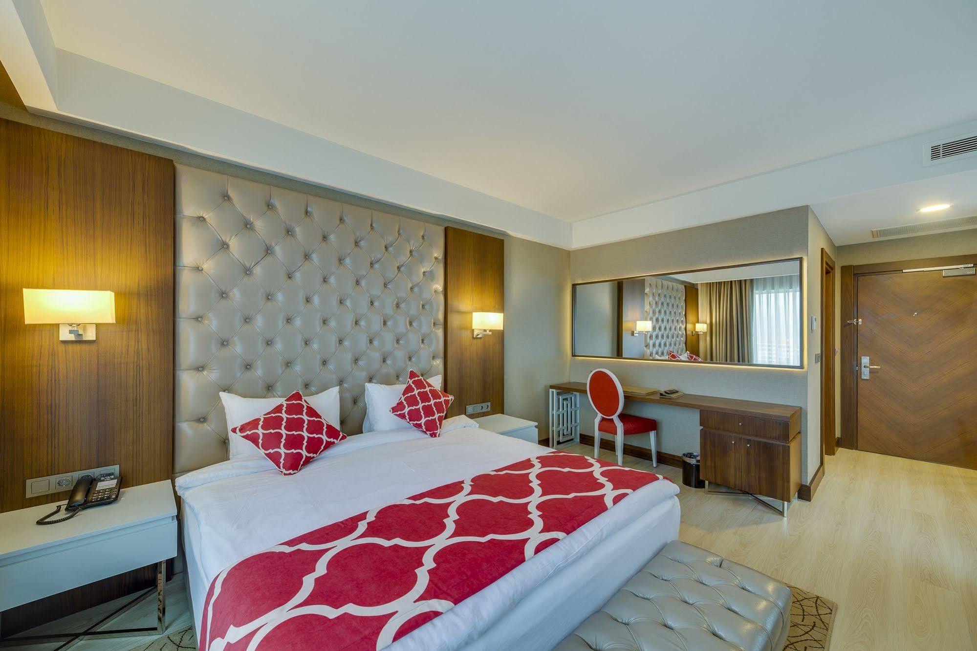 Demircioglu Park Hotel 穆拉 外观 照片