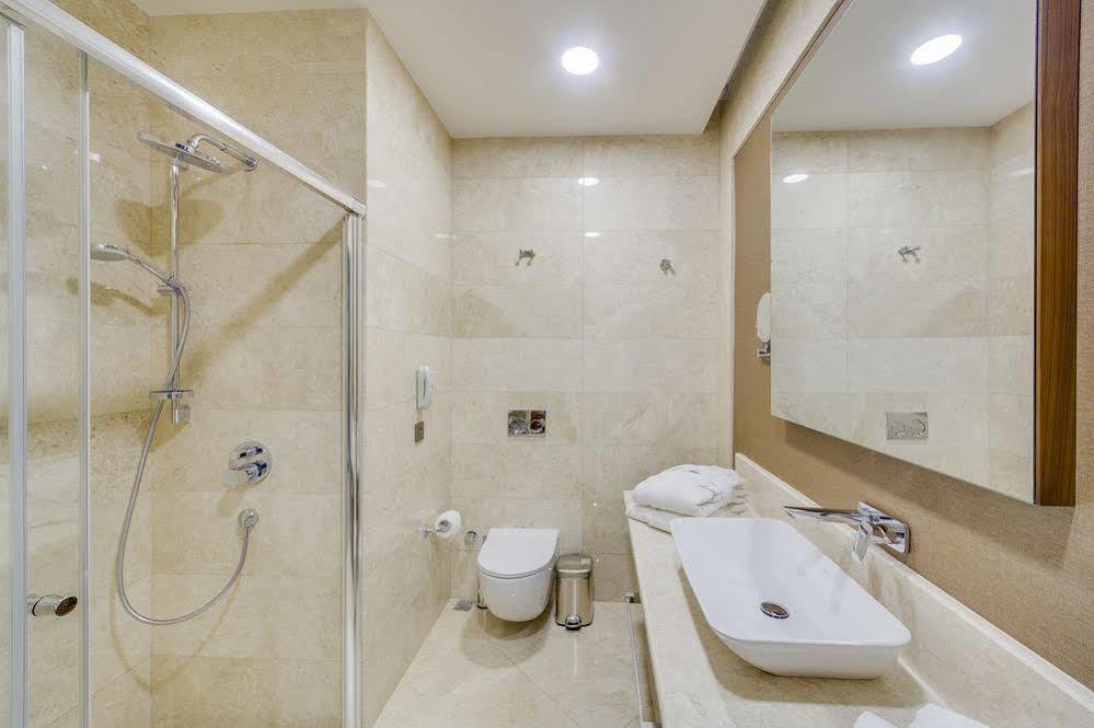 Demircioglu Park Hotel 穆拉 外观 照片